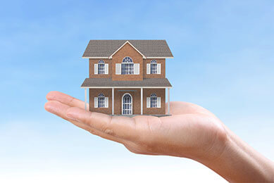 House in hand